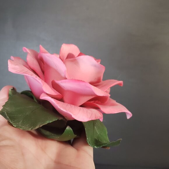 Beautiful Vintage Fabar Capodimonte Porcelain Pink Rose Figurine 6" FLAW - Picture 9 of 11